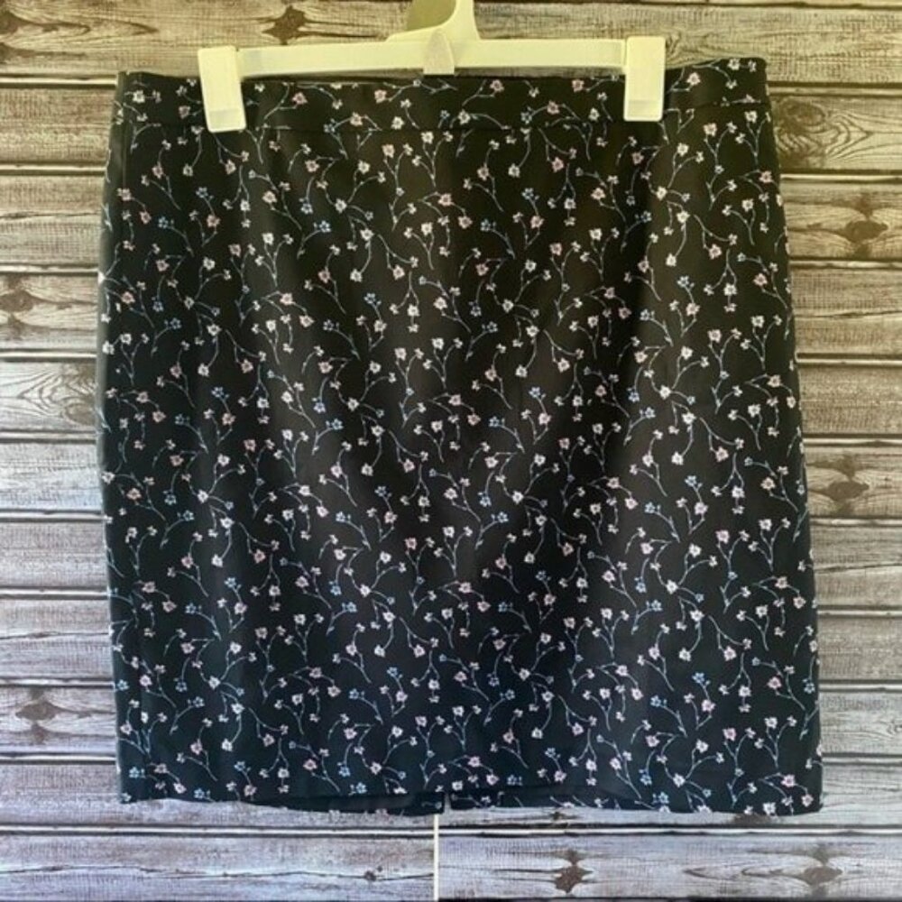 Liz Claiborne Career Women's Floral Print Skirt Size 18